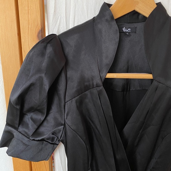 Vintage y2k Black satin wrap dress - Picture 2 of 8